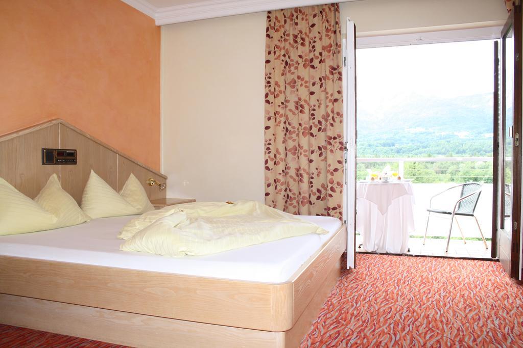 Vitalhotel Sonnblick Villach Rum bild
