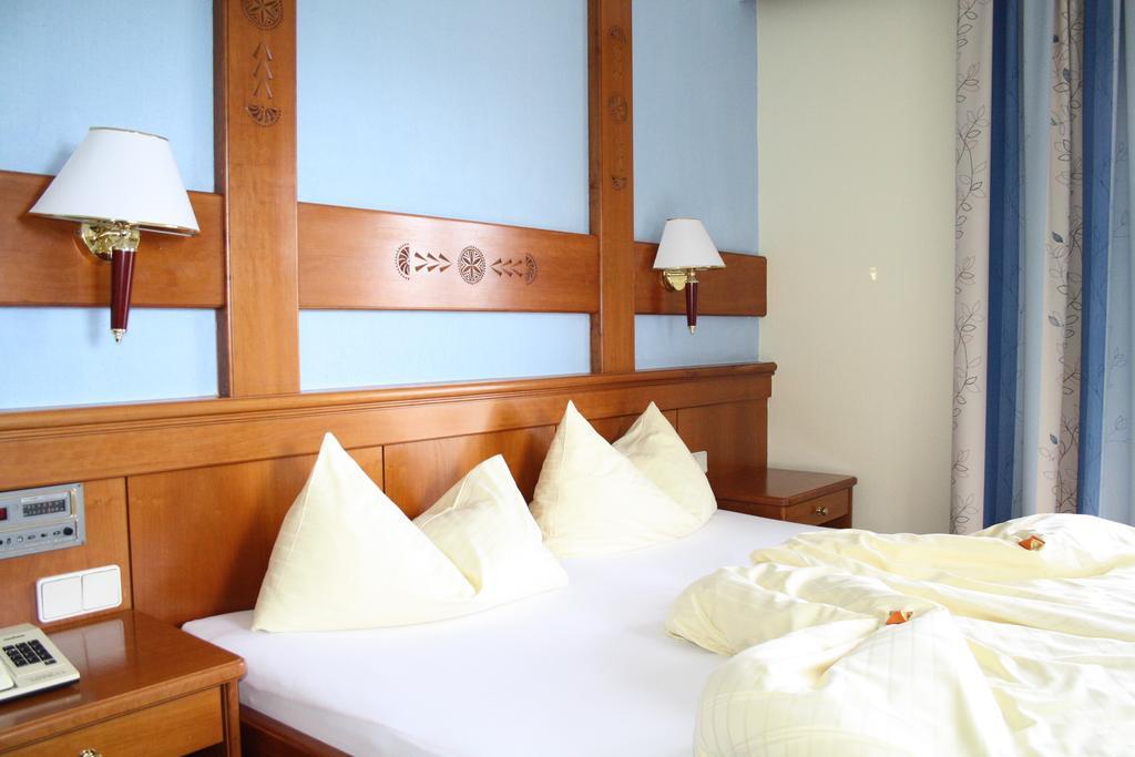 Vitalhotel Sonnblick Villach Rum bild